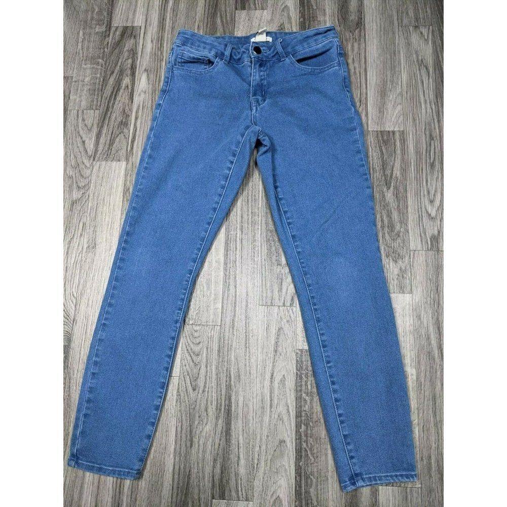 Forever 21 Womens Size 25 Light Wash Stretchy Skinny Jeans